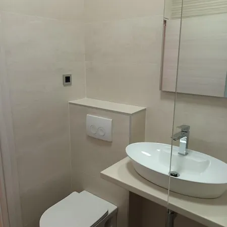 Apartman With Parking Space Njivice, Krk - 14932