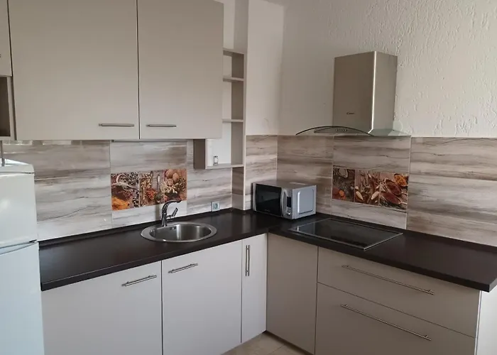 Apartmán With Parking Space Njivice, Krk - 14932 Njivice