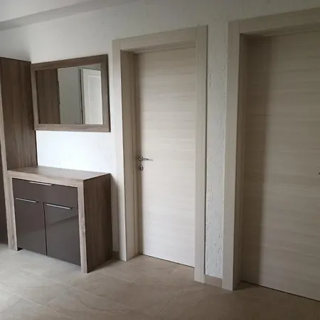 With Parking Space Njivice, Krk - 14932 Apartment