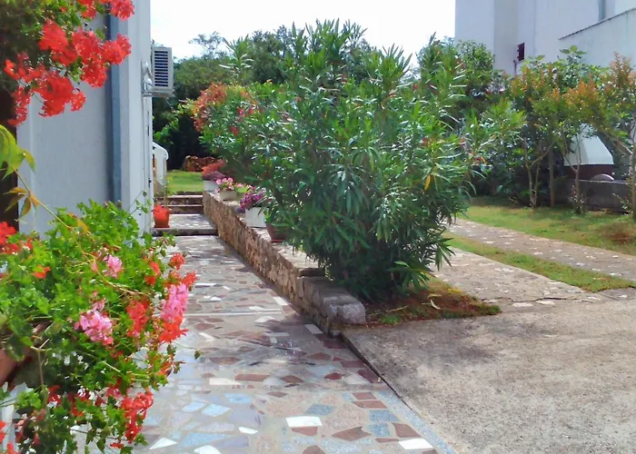 Apartment With Parking Space Njivice, Krk - 14932