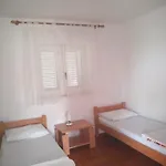 Apartament With Parking Space Njivice, Krk - 14932 Nijvice